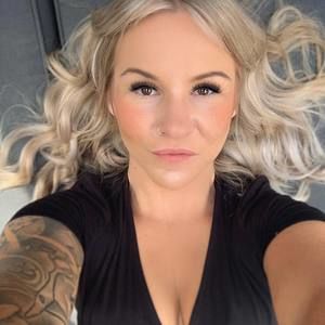 Meet your Posher, Marilyne